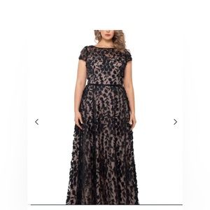 Xscape 3D embroidered floral nude/black gown- 16W